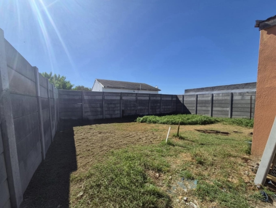 4 Bedroom Property for Sale in Eersterivier South Western Cape